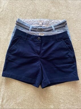 crown & ivy Caroline Navy and Light Blue Women's Cotton Shorts Duo